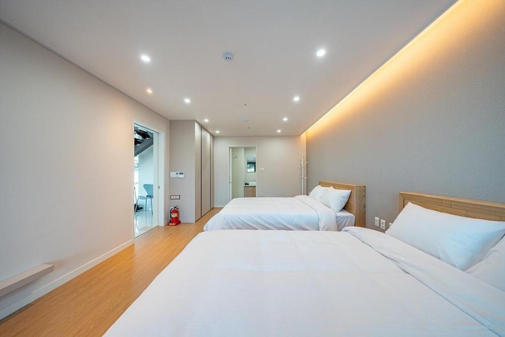 Jecheon The Shine Cheongpung Otel Oda fotoğraf