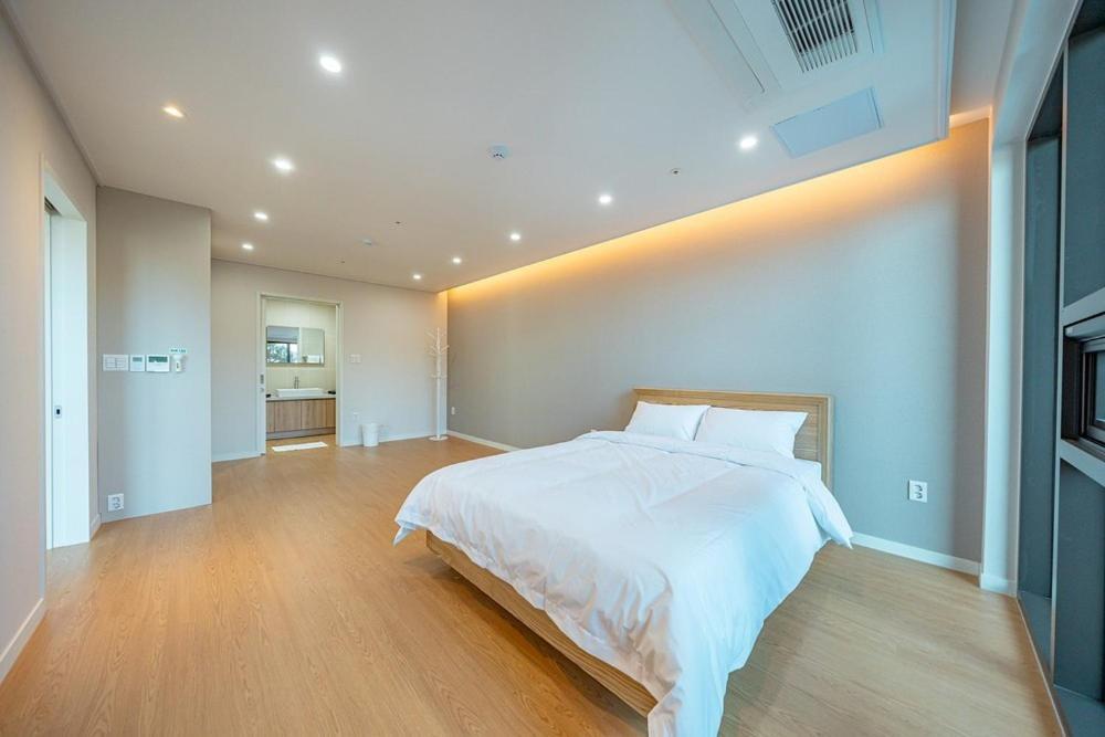 Jecheon The Shine Cheongpung Otel Oda fotoğraf