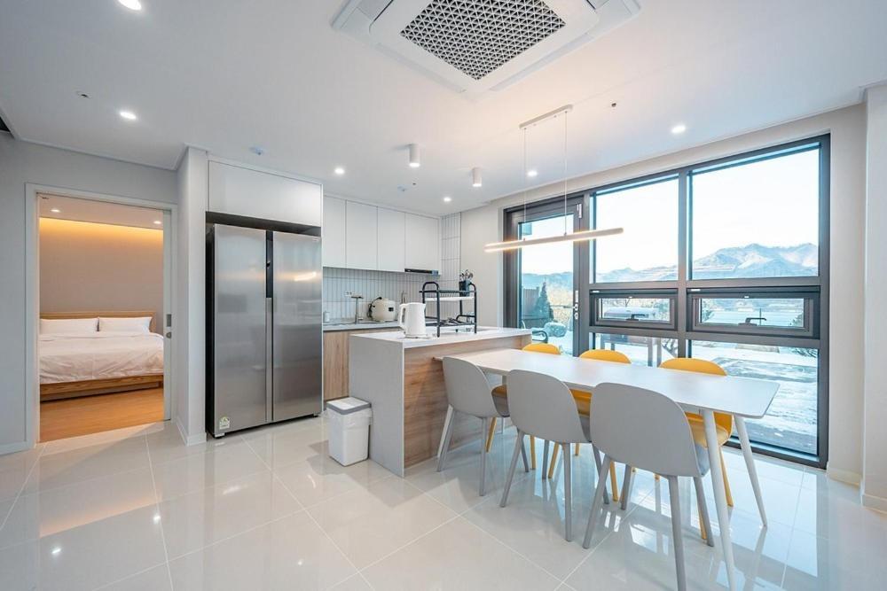 Jecheon The Shine Cheongpung Otel Oda fotoğraf